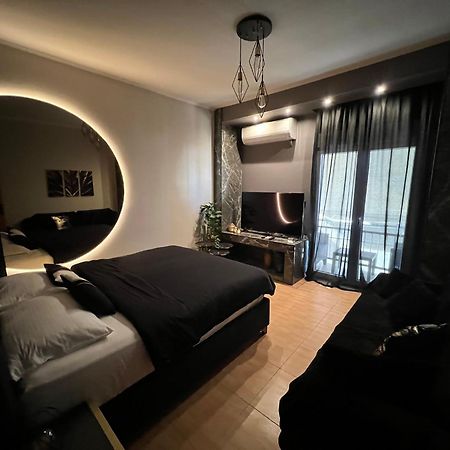 Supreme City Heart Apartment アレクサンドルポリス エクステリア 写真