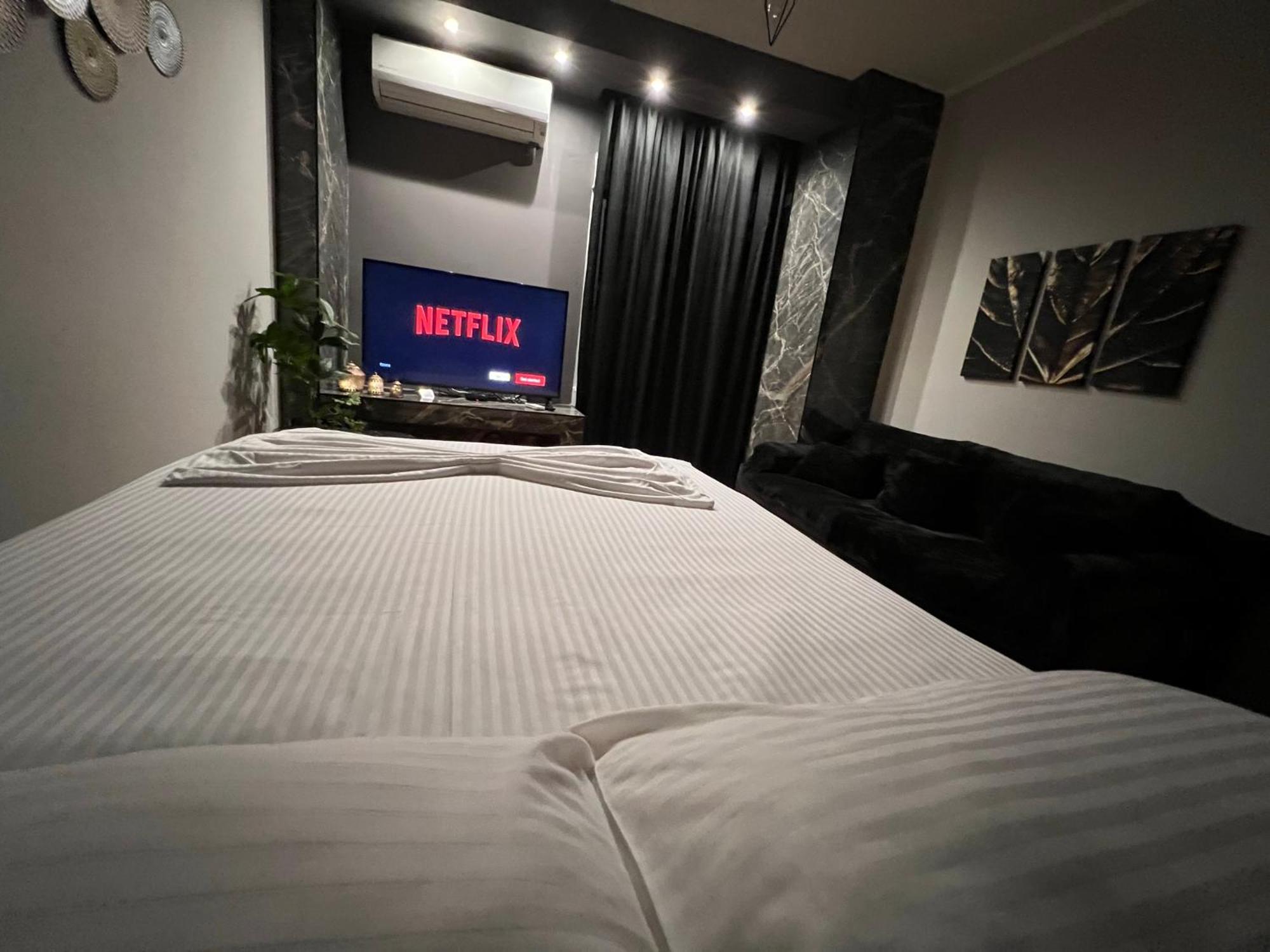 Supreme City Heart Apartment アレクサンドルポリス エクステリア 写真